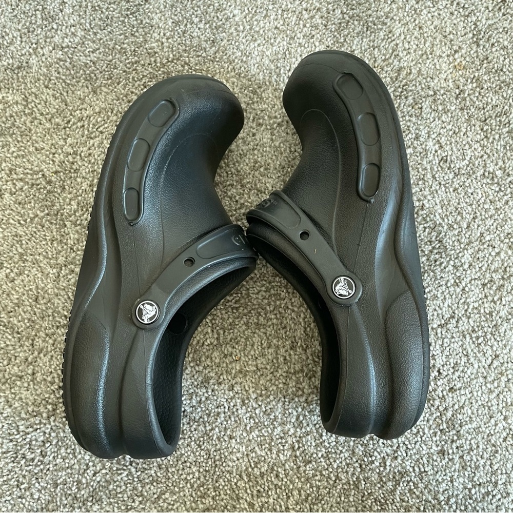 CROCS Bistro Clogs Men’s Size 11 Black Slip Resistant Comfort Work Shoes - Picture 6 of 8